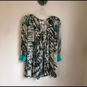 Lil pour L’autre turquoise tan print silk top